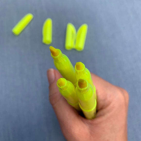 Sharpie Pocket Stick Highlighter, Chisel Tip, 4 Pk (Gift with Purchase) - Picture 5 of 5